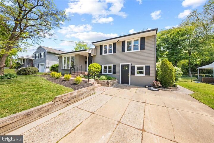 Property Photo:  153 Valley Run Drive  NJ 08002 