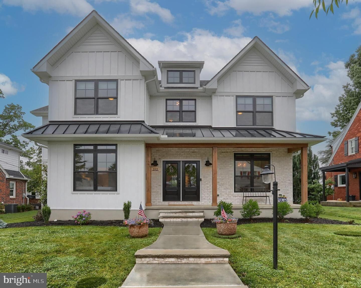 Property Photo:  212 W Areba Avenue  PA 17033 