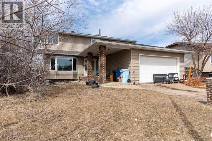 Property Photo: 145 Robin Crescent AB T9H 2W4