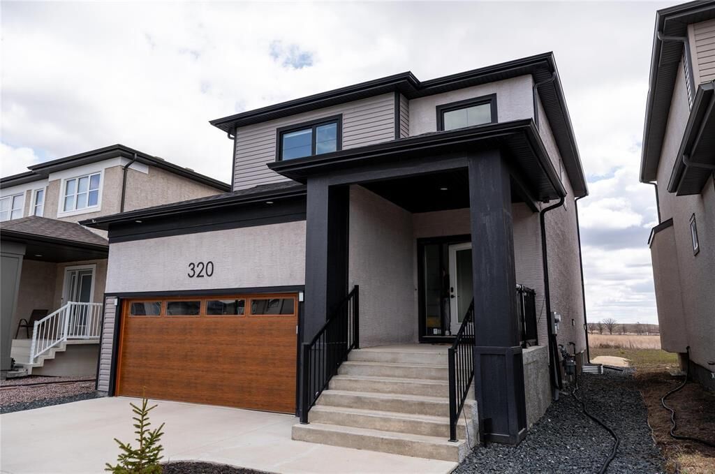 Property Photo:  320 Windflower Road  MB R3Y 0X6 