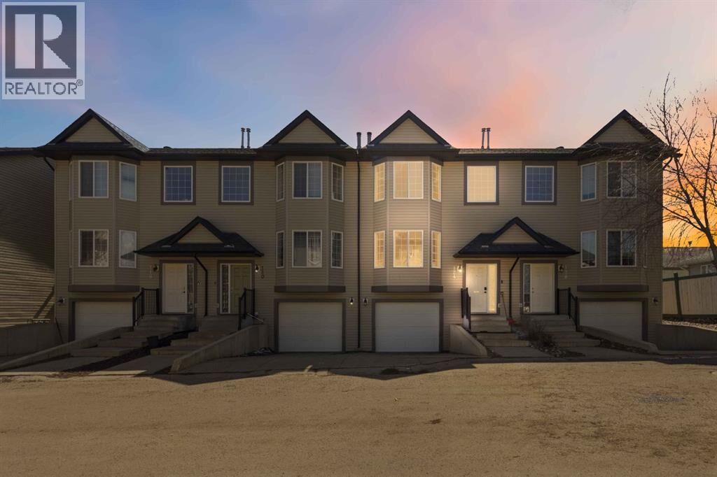 Property Photo: 124 Grizzly Bay AB T9K 2T4