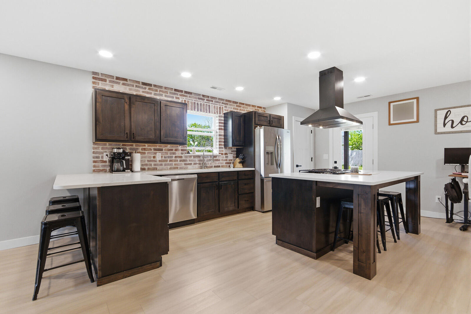 Property Photo:  415 E Burks St  MO 65284 