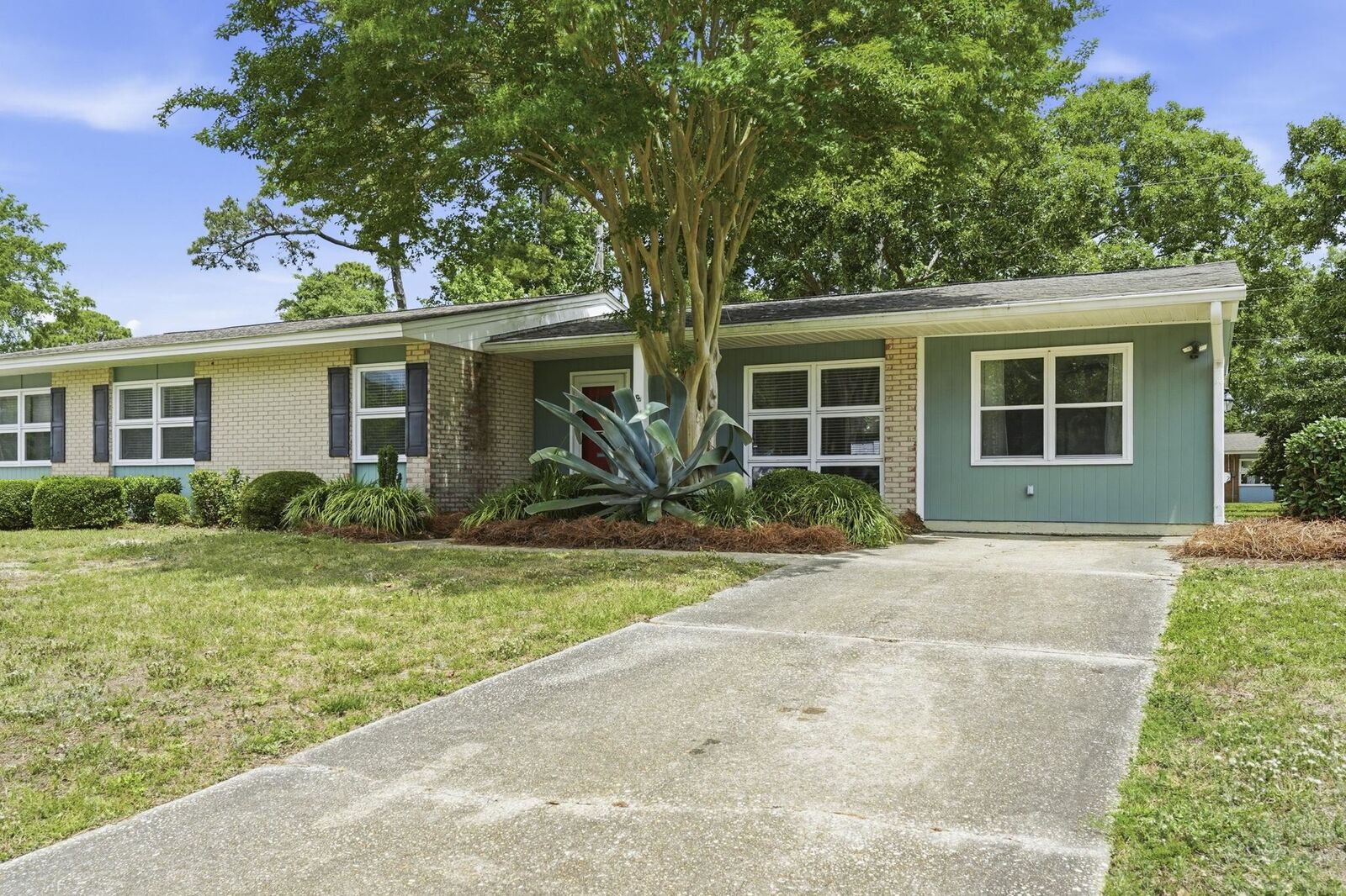 Property Photo:  3850 Spruce Dr. 3850  SC 29577 