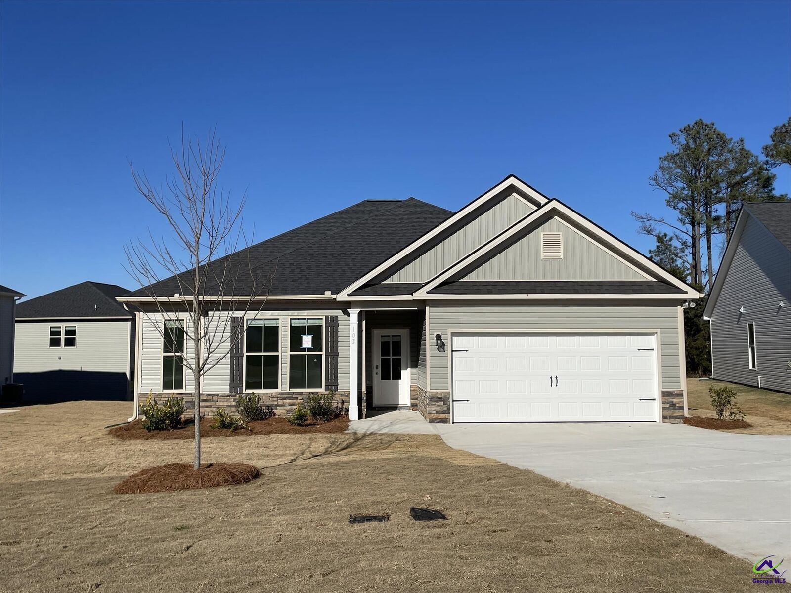 Property Photo:  103 Water Run Way  GA 31069 