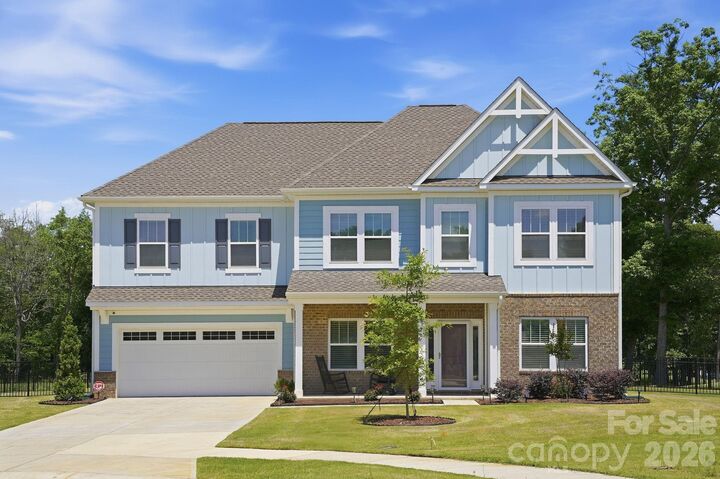 Property Photo:  911 Cypress Point Lane  NC 28112 