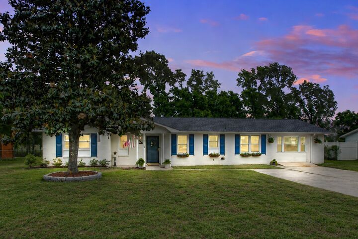 Property Photo: 4939 Popperdam Creek Drive SC 29418