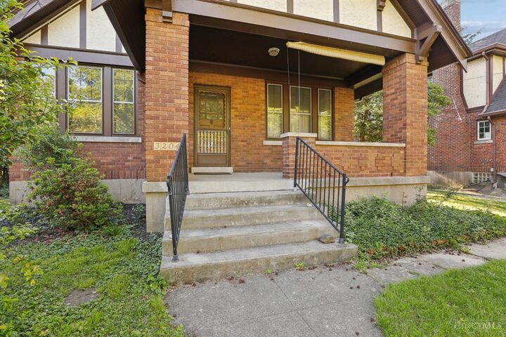 Property Photo:  3204 Boudinot Avenue  OH 45211 