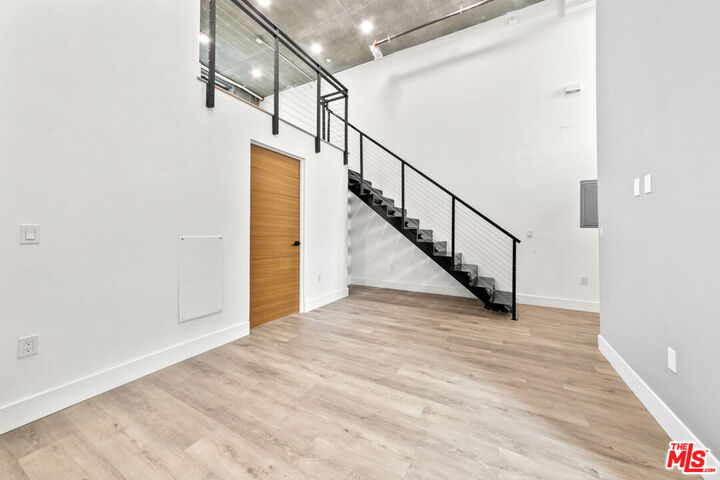 Property Photo: 11013 Hartsook St, Unit 103 CA 91601