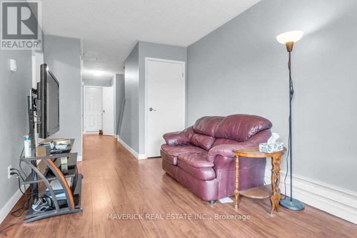 Property Photo:  308 Bluevale Street North F  ON N2J 4G3 