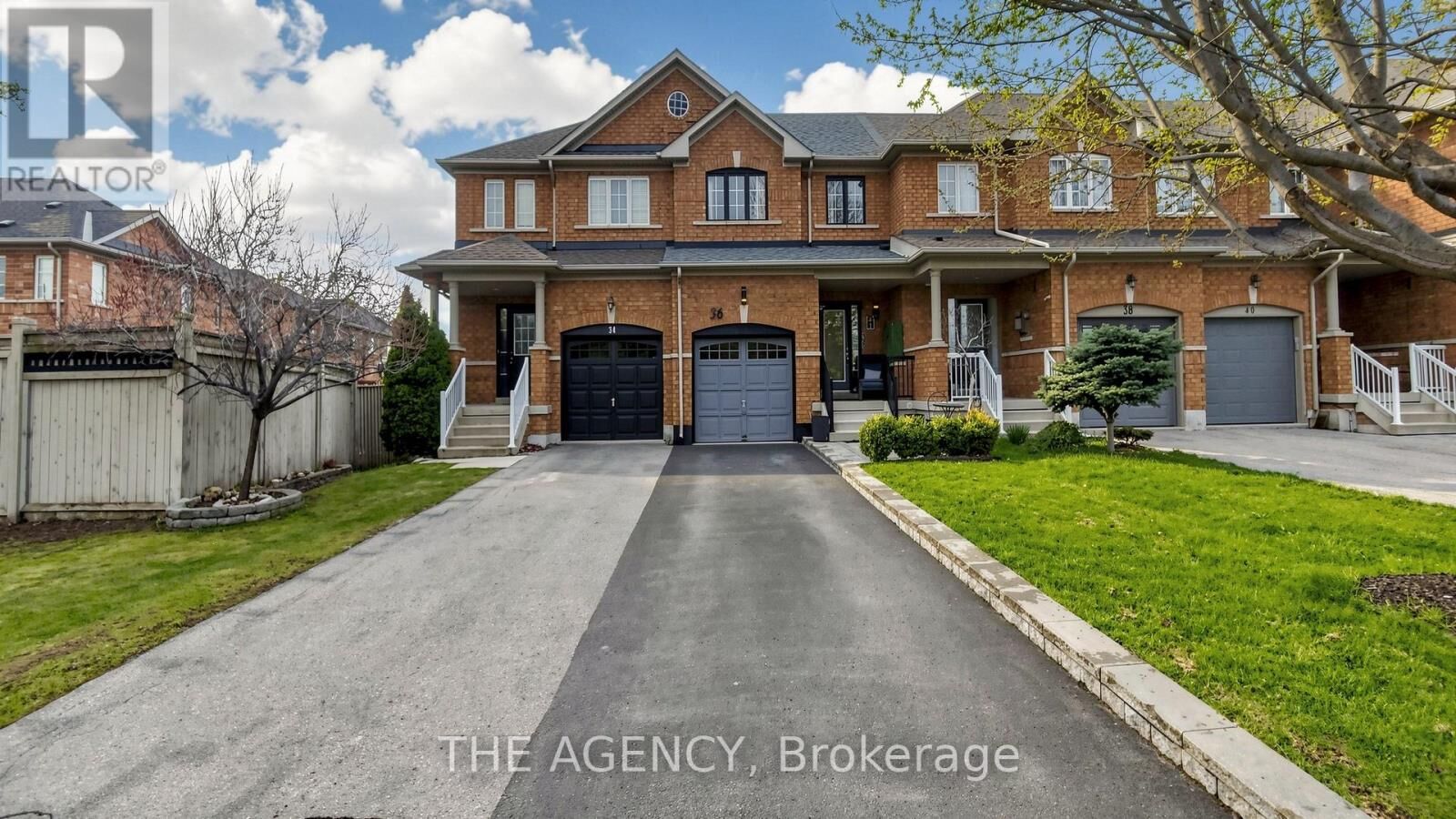 Property Photo:  36 Keystar Court  ON L4H 0G9 