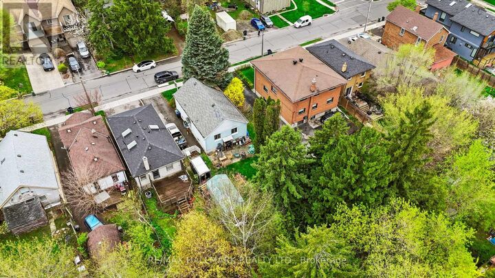 Property Photo:  65 Fortieth Street  ON M8W 3M8 