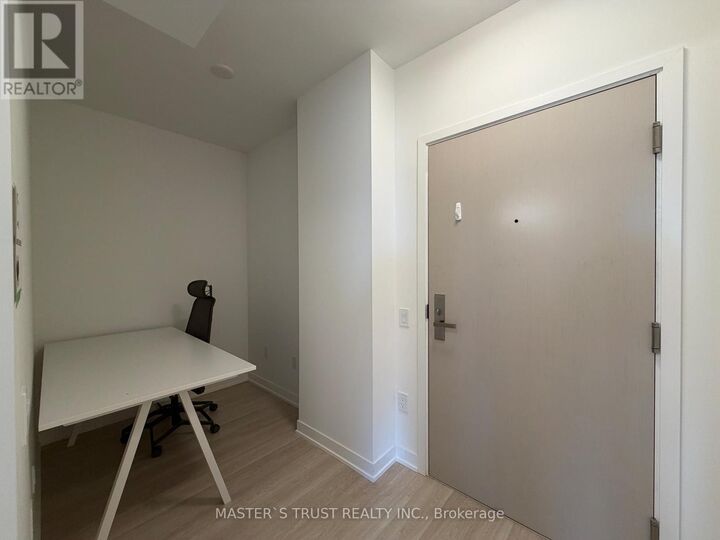 Property Photo:  500 Wilson Avenue 629  ON M3H 0E5 