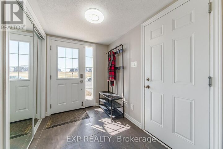 Property Photo:  523 Ensatina Crescent  ON K2J 6H4 