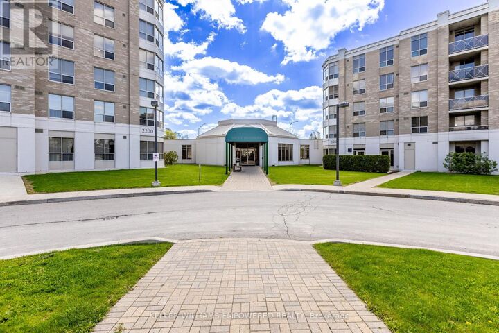 Property Photo:  2100 John Street 201  ON L3T 7S6 