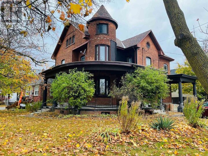 Property Photo:  80 Bridge Street West 4  ON K8P 1J5 