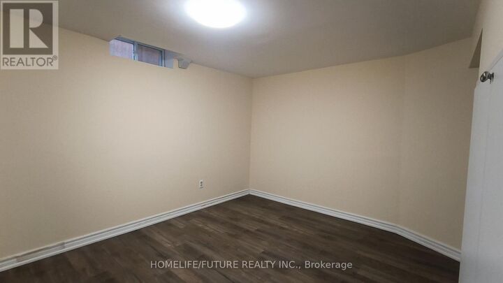 Property Photo:  46 Blacktoft Drive Bsmt  ON M1B 2M6 