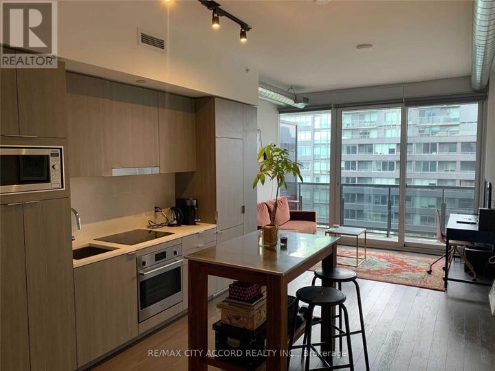 Property Photo:  170 Bayview Avenue 705  ON M5A 0M4 