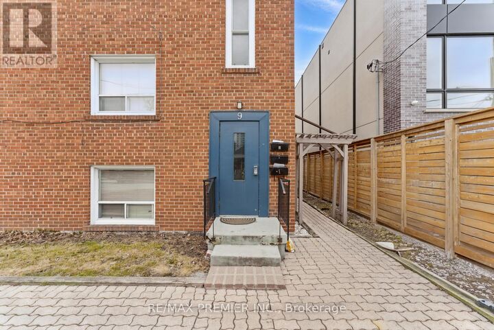 Property Photo:  9 Bracebridge Avenue Lower  ON M4C 2X6 