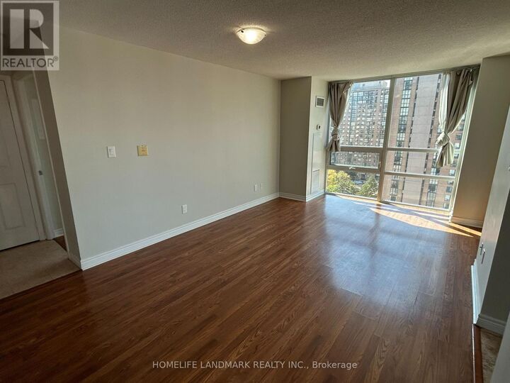 Property Photo:  208 Enfield Place 1808  ON L5B 0G8 