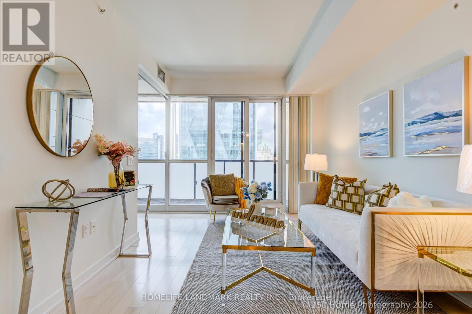 Property Photo:  1 The Esplanade 2603  ON M5E 0A8 