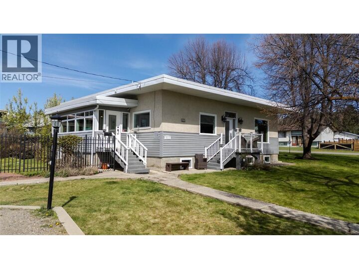 311 307th Avenue — photo 1