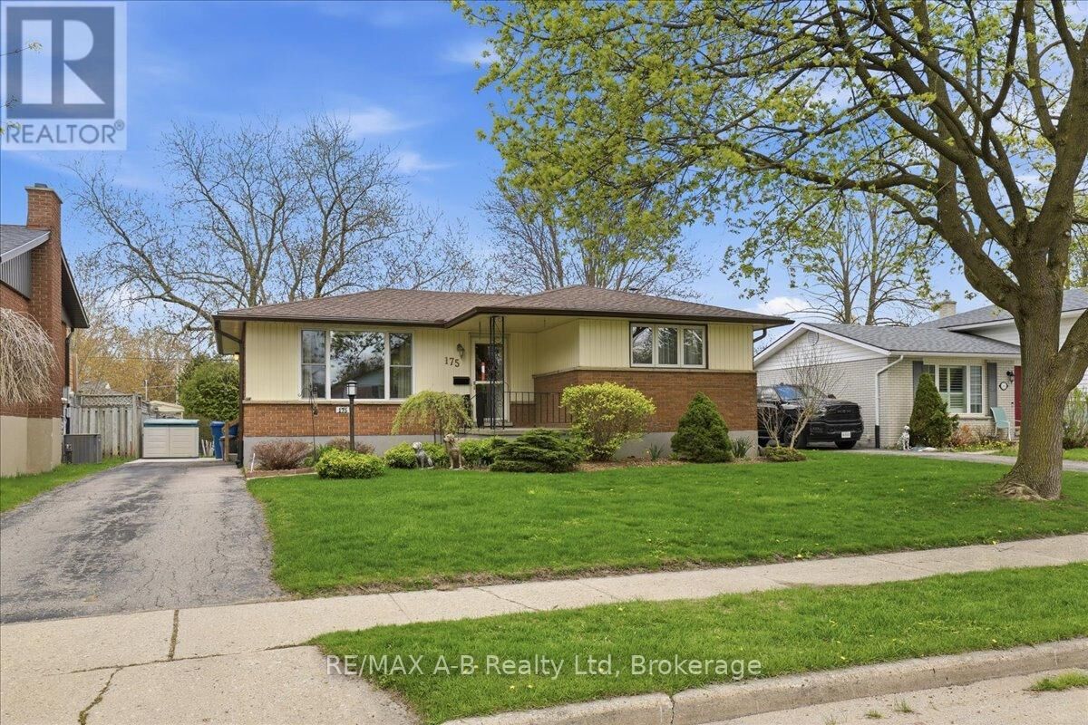 Property Photo:  175 Mowat Street  ON N5A 2C2 