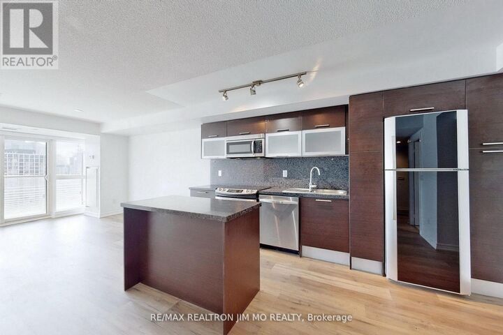 Property Photo:  386 Yonge Street 2508  ON M5B 0A5 