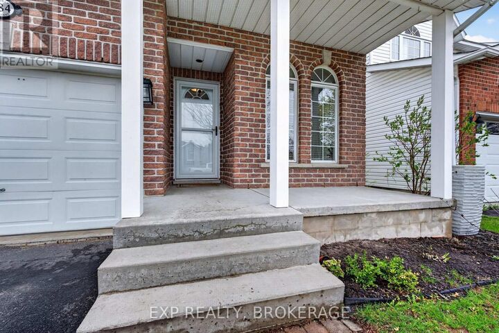 Property Photo:  584 Freeman Crescent  ON K7K 7H6 