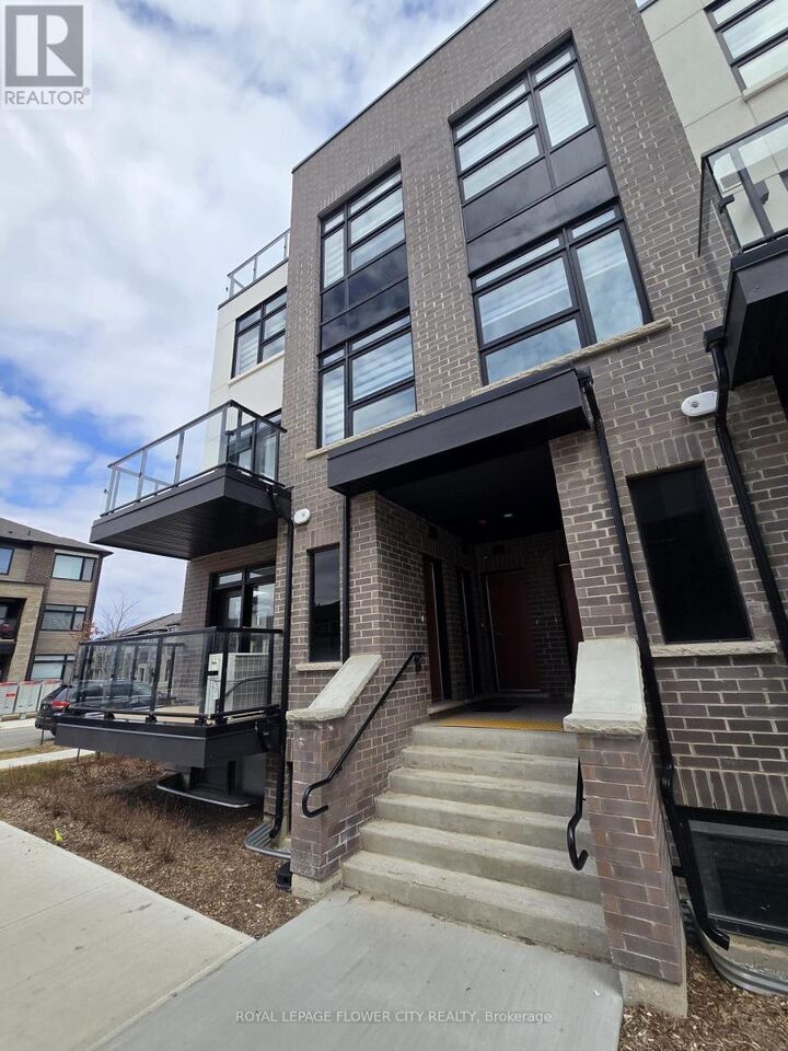 Property Photo:  1573 Rose Way 101  ON L9E 1N4 