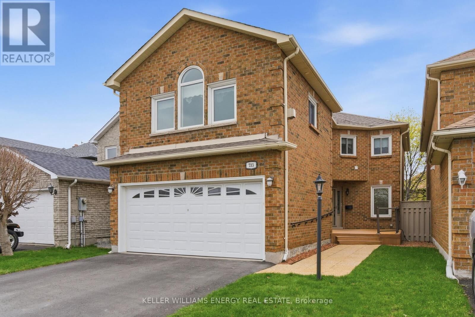 Property Photo:  733 Aspen Road  ON L1V 3P4 