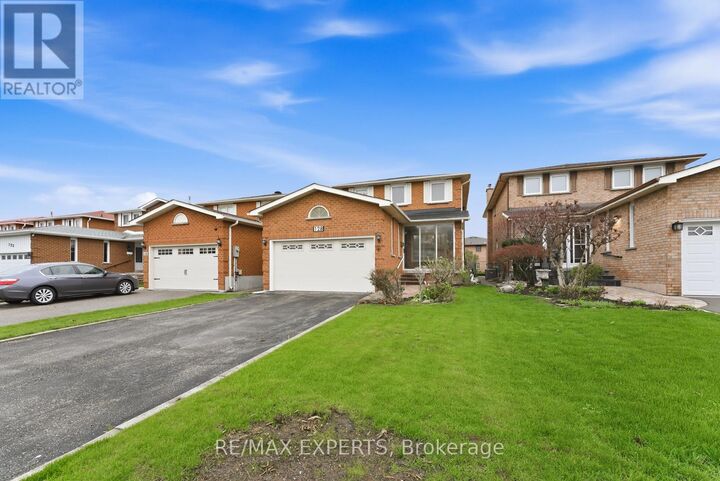 Property Photo:  128 Kaiser Drive  ON L4L 3V4 