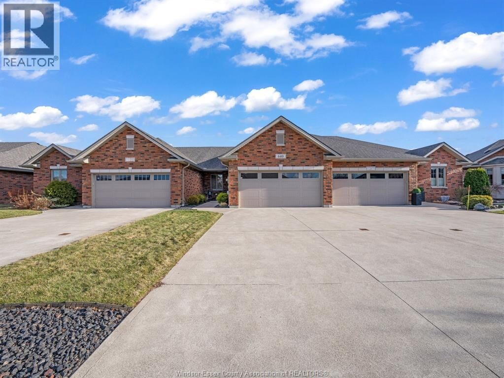 Property Photo:  640 Commisso Crescent  ON N9H 0C2 