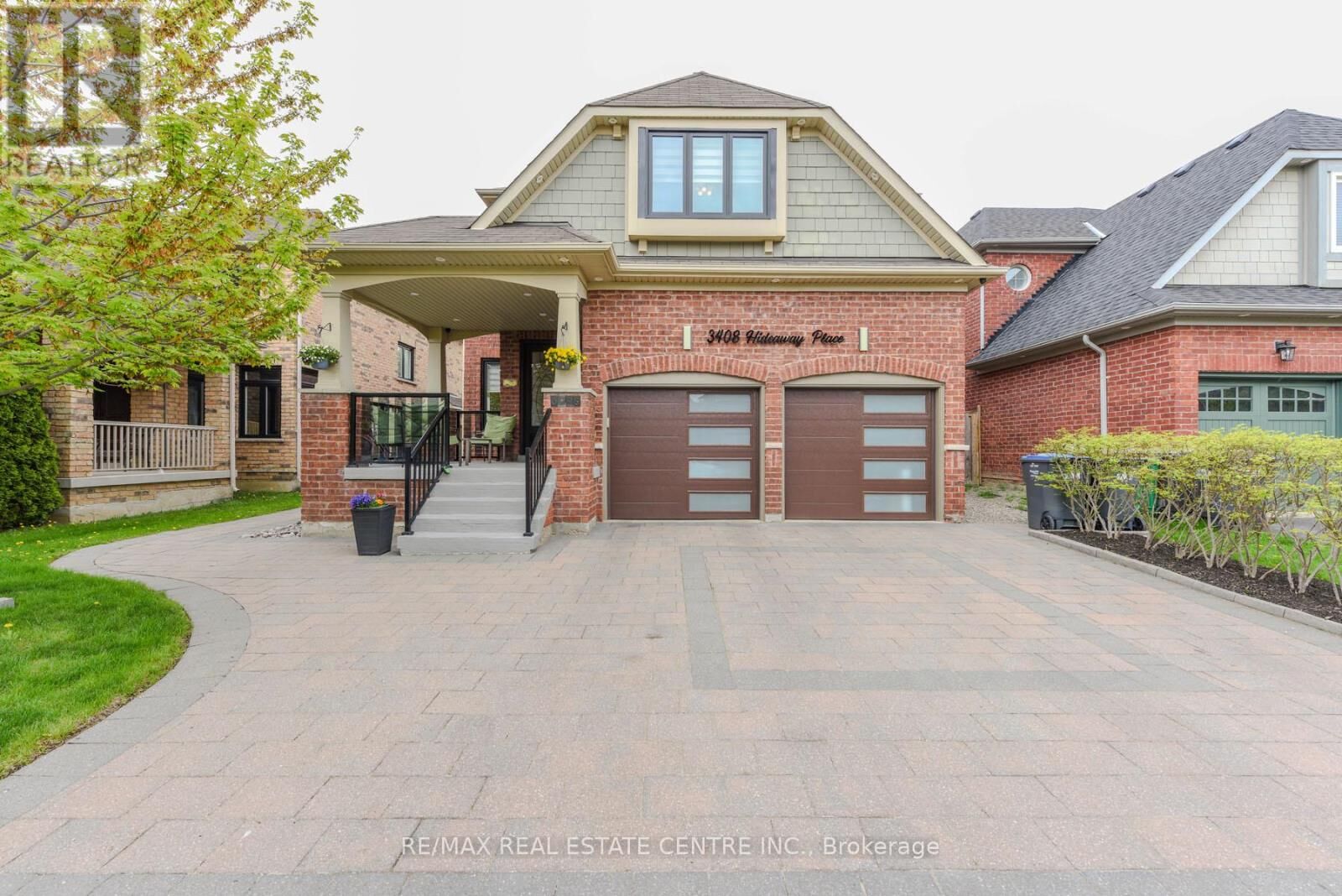 Property Photo:  3408 Hideaway Place  ON L5M 0A7 
