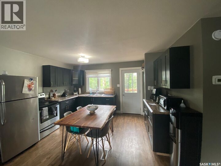 Property Photo:  610 Aurora Street  SK S0G 4L0 