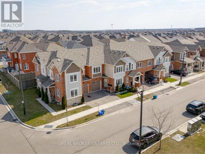 Property Photo:  1213 Mulroney Heights  ON L9E 1B9 