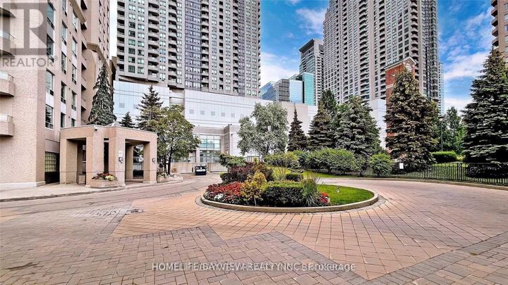 Property Photo:  18 Hillcrest Avenue 1708  ON M2N 6T5 