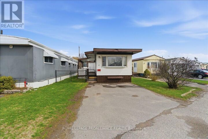 Property Photo:  311 Dundas Street East 47  ON K8V 3E5 