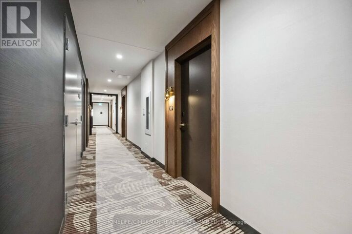 Property Photo:  6 Greenbriar Road 719  ON M2K 0H6 