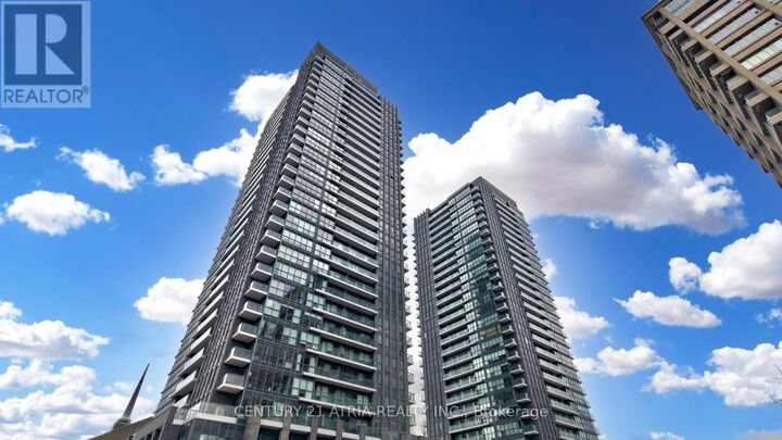Property Photo:  2 Sonic Way 1609  ON M3C 0P2 