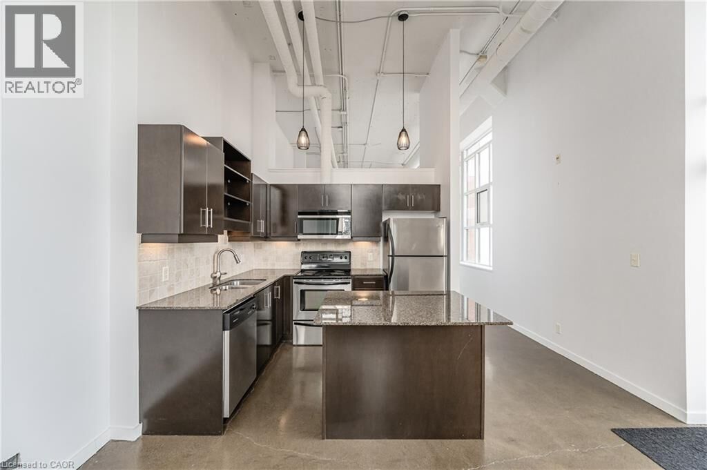 Property Photo:  404 West King Street 402  ON N2G 2L5 