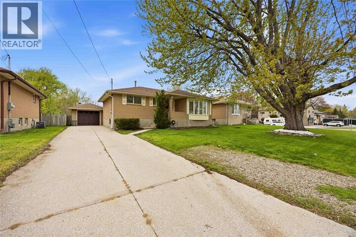 Property Photo: 1165 Pontiac Drive ON N7S 3A8