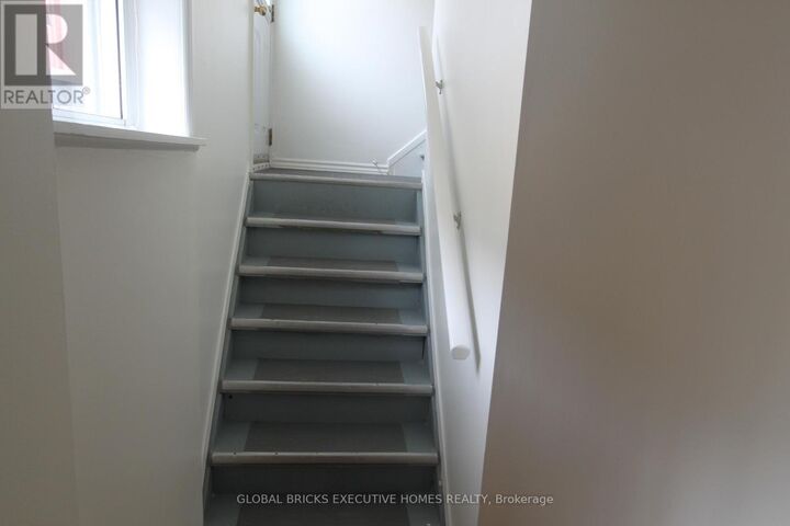 Property Photo:  3653 Anniversary (Lower) Road  ON L5C 2G2 