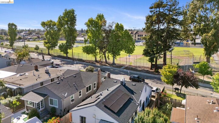 Property Photo: 1836 99th Avenue CA 94603