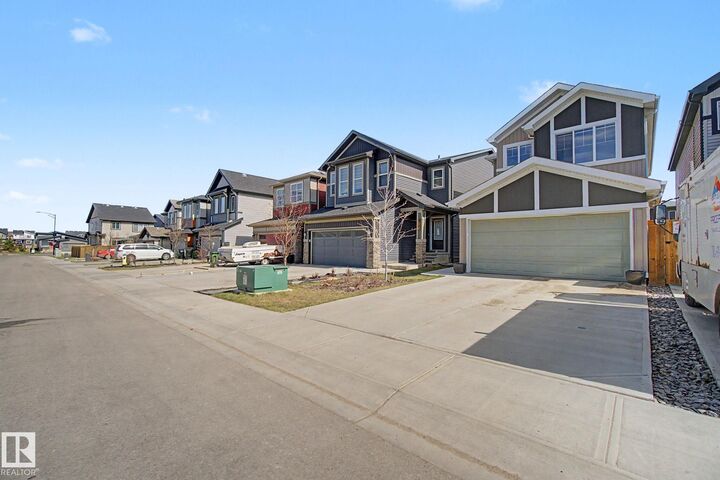Property Photo:  3423 Checknita Terrace SW  AB T6W 4H6 