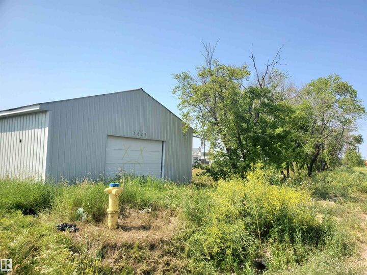 Property Photo:  3829 50 Street  AB T9M 1K6 