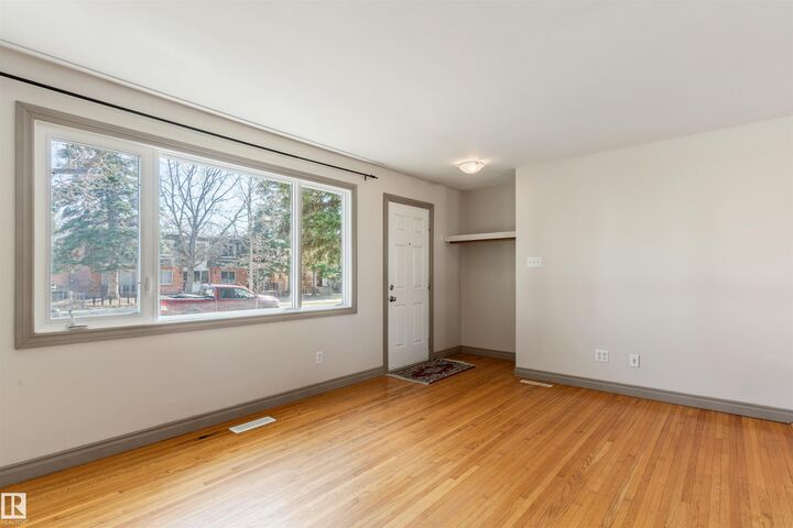 Property Photo:  10620 68 Avenue NW  AB T6H 2B4 