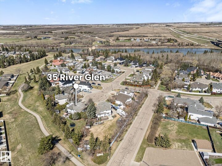 Property Photo:  35 River Glen  AB T8L 3X8 