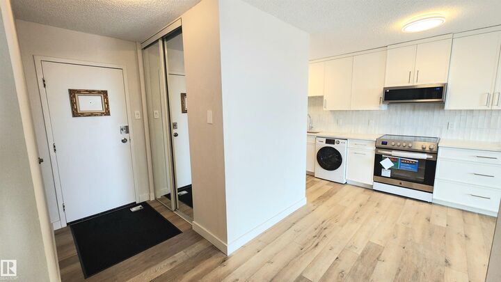 Property Photo:  9028 Jasper Avenue NW 603  AB T5H 3Y6 