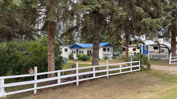 Property Photo:  314, 11121 Twp Rd 595  AB T0A 0C0 