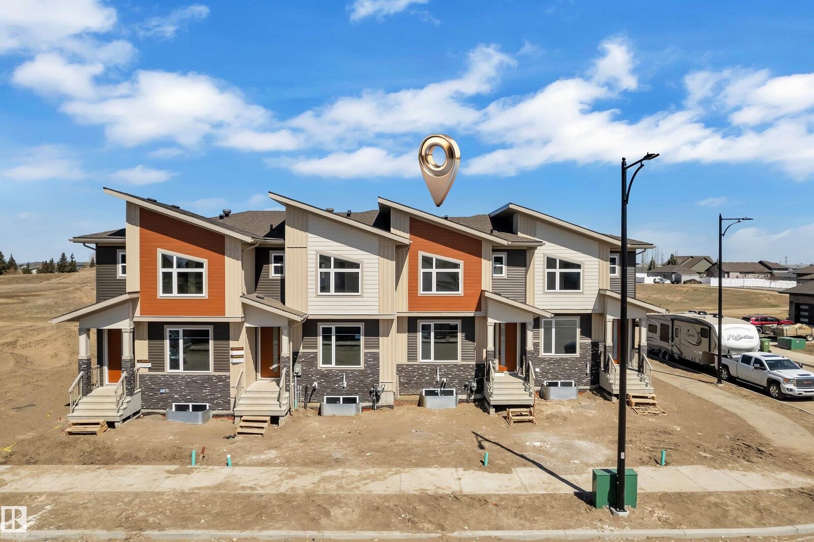 Property Photo:  173 Graybriar Drive  AB T7Z 0P3 